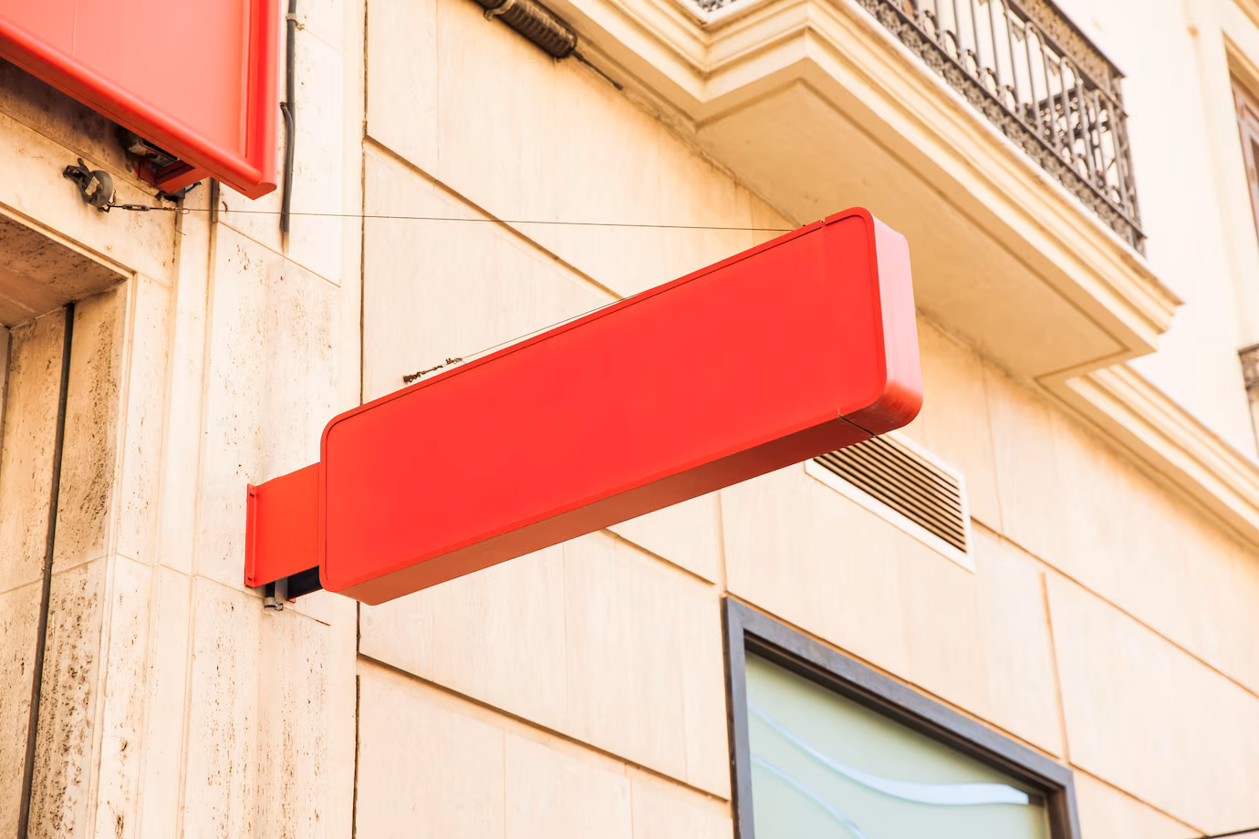signo rojo tienda